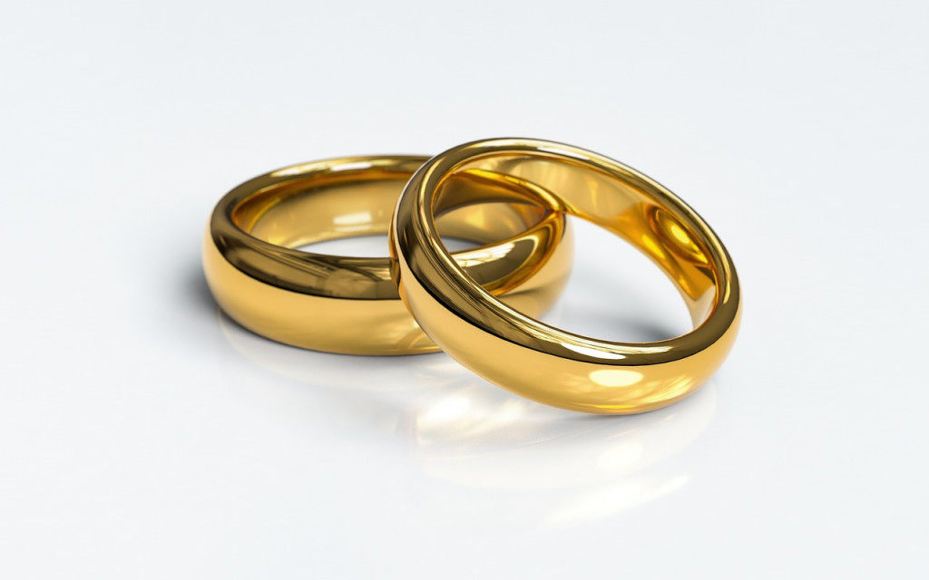 fedi nuziali. non scordare gli anelli se sai come organizzare il matrimonio